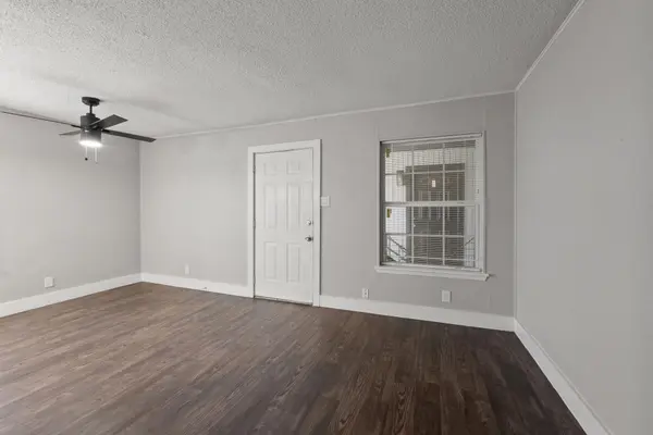 1220 W Anderson LN #108, Austin, TX 78757