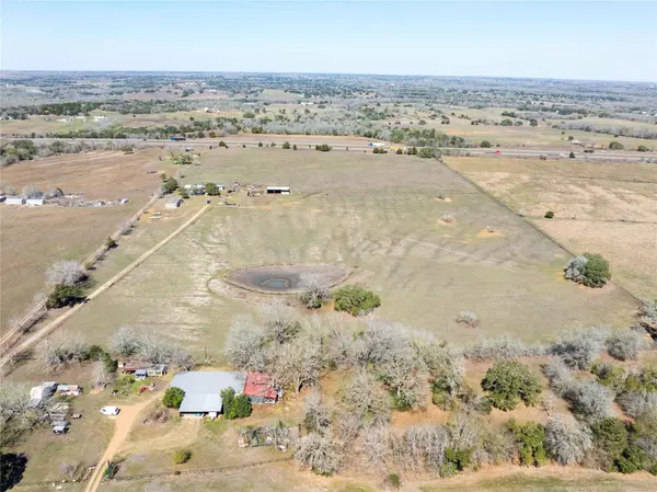 5135 W US Highway 90, Schulenburg, TX 78956