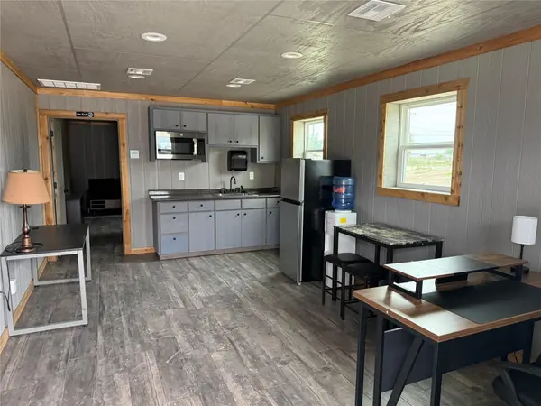 10141 CR 310 County Road 310 RD, Jarrell, TX 76537