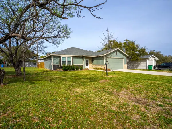 3625 Sagebrush TRL, Kingsland, TX 78639