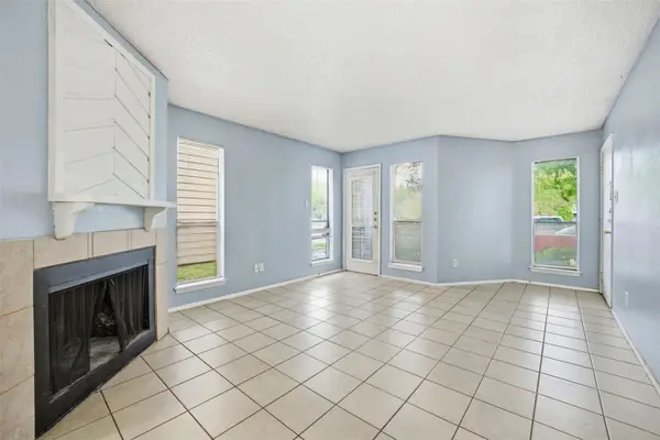 2009 W Loop #A, Austin, TX 78758