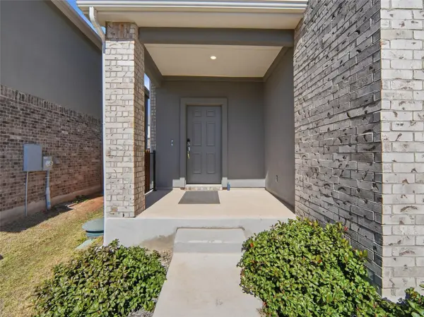 8014 Purple Aster PASS, Lago Vista, TX 78645