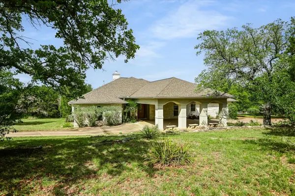 19620 Single Peak CV, Spicewood, TX 78669