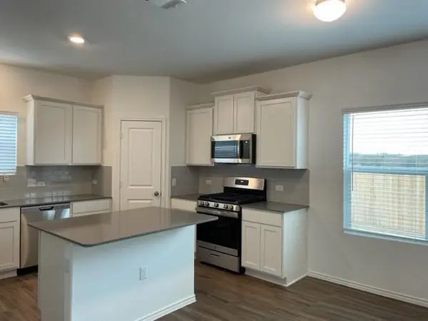 10413 PREMIER PARK ST, Austin, TX 78747
