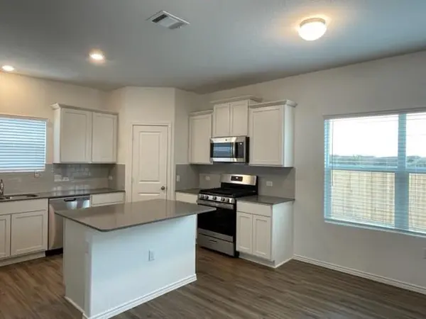 10413 PREMIER PARK ST, Austin, TX 78747