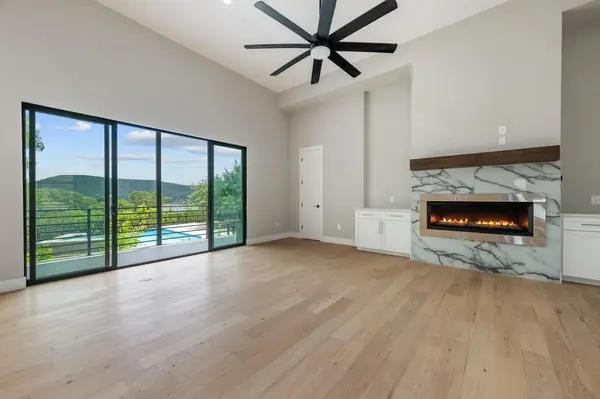 17709 Hunters HOLW, Jonestown, TX 78645