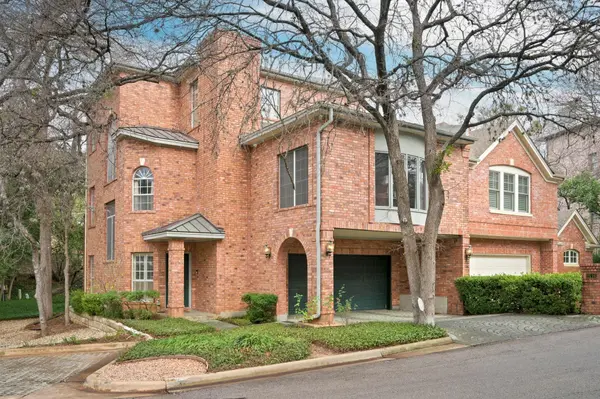 2716 Hillview Green LN, Austin, TX 78703