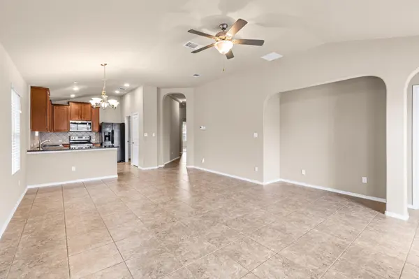 19308 Stokes LN, Pflugerville, TX 78660