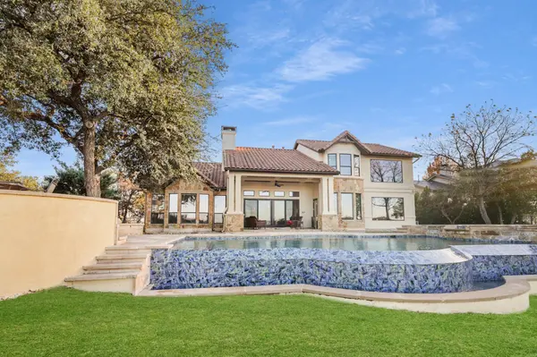 1400 Watercliffe DR, Lago Vista, TX 78645