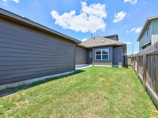 108 Timber Brook DR, Hutto, TX 78634