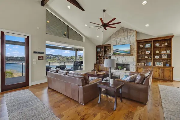 2550 Colleen DR, Canyon Lake, TX 78133