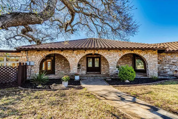 9763 Ranch Road 1623, Blanco, TX 78606