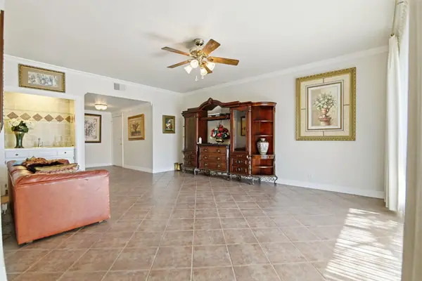 3678 Hidden DR #1702, San Antonio, TX 78217