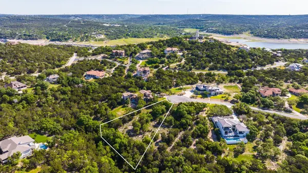 16900 Northlake Hills DR, Jonestown, TX 78645