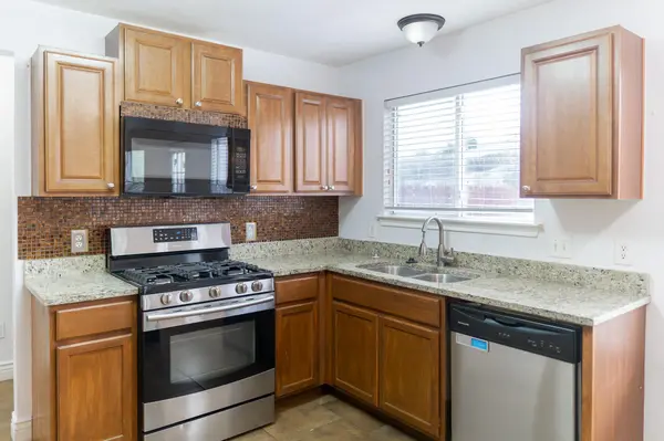 245 Peppergrass CV, Kyle, TX 78640