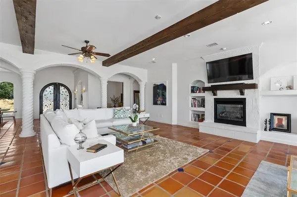 4922 Hidden Creek LN, Spicewood, TX 78669