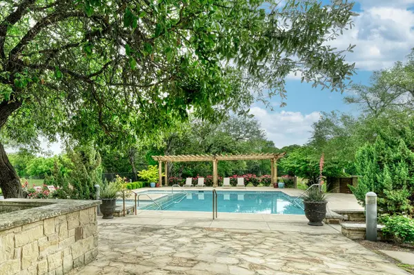 2408 Chambray CT #38, Austin, TX 78748