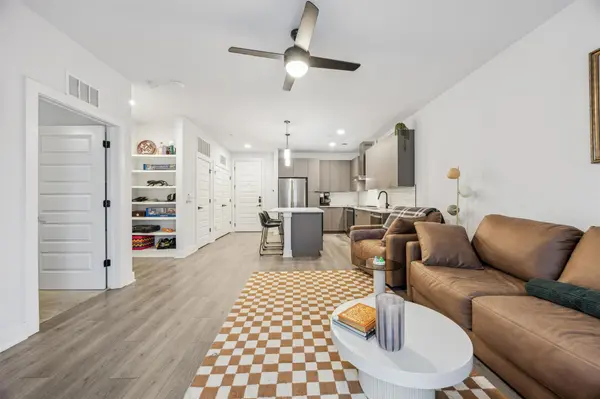 2220 Webberville RD #211, Austin, TX 78702