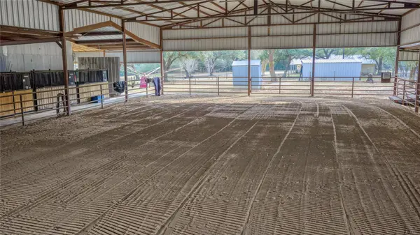 8775 Lone Star RD, Washington, TX 77880