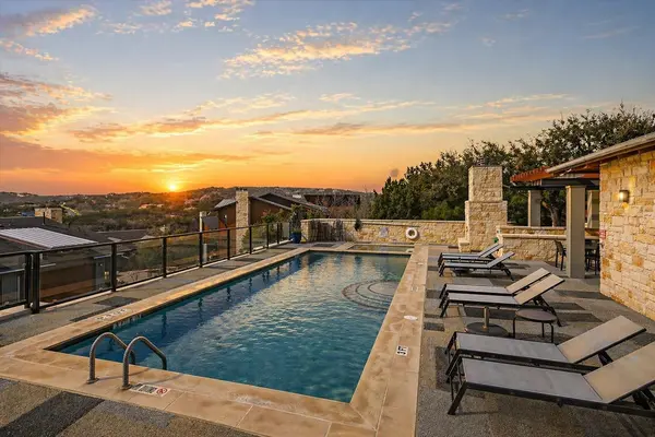 8110 Ranch Road 2222 RD #33, Austin, TX 78730