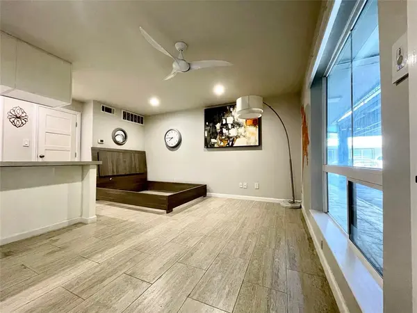 3110 Red River ST #D-107, Austin, TX 78705