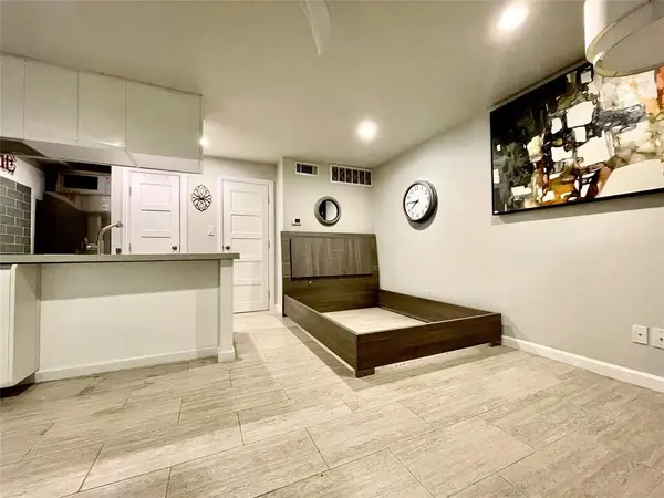 3110 Red River ST #D-107, Austin, TX 78705