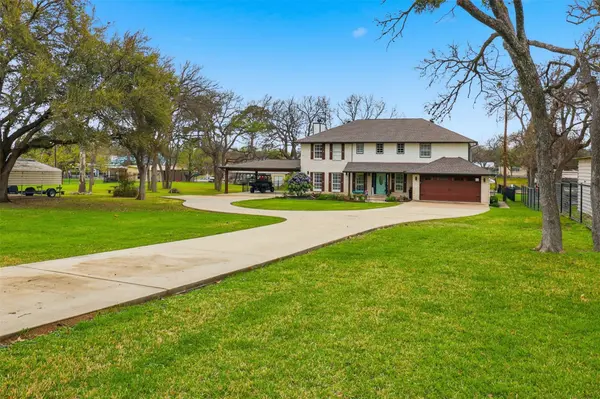434 E Castleshoals DR, Marble Falls, TX 78654