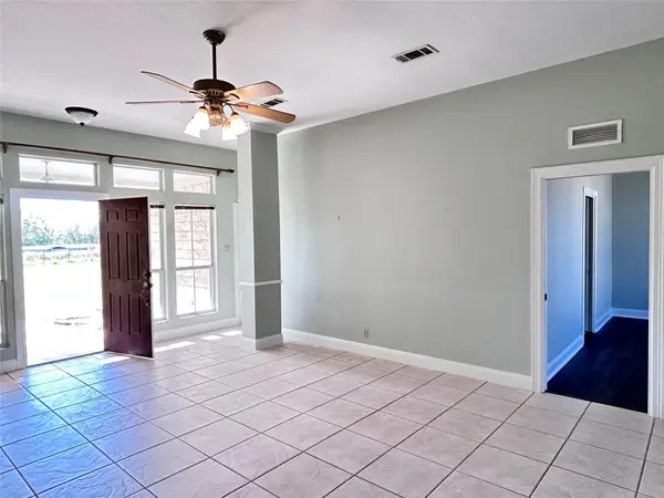 11115 FM 1660, Hutto, TX 78634