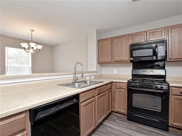 1172 Shadow Creek BLVD, Buda, TX 78610