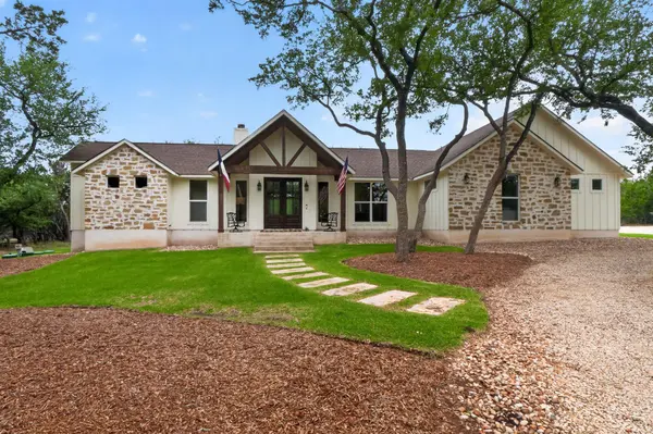 270 Rambling Oaks DR, Wimberley, TX 78676