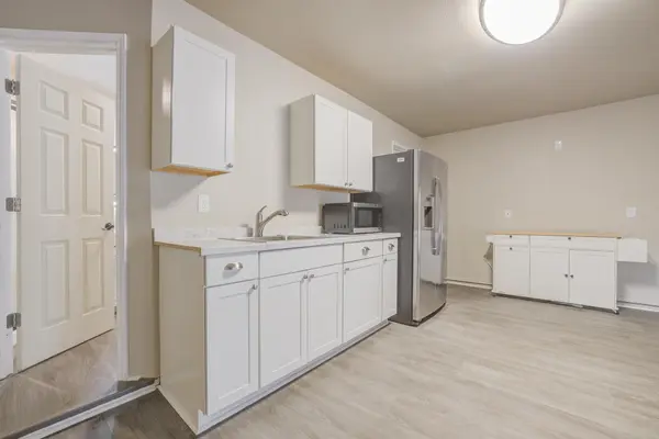 5303 Shady Oaks CIR #B, Kingsland, TX 78639