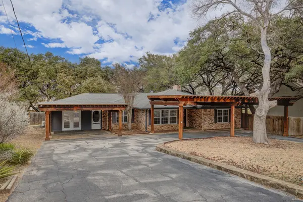 5303 Shady Oaks CIR #B, Kingsland, TX 78639