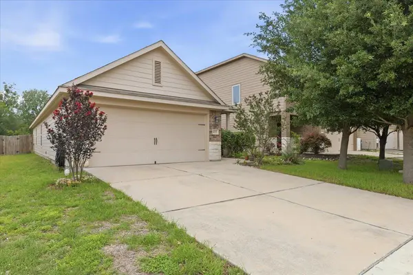1672 Treeta TRL, Kyle, TX 78640