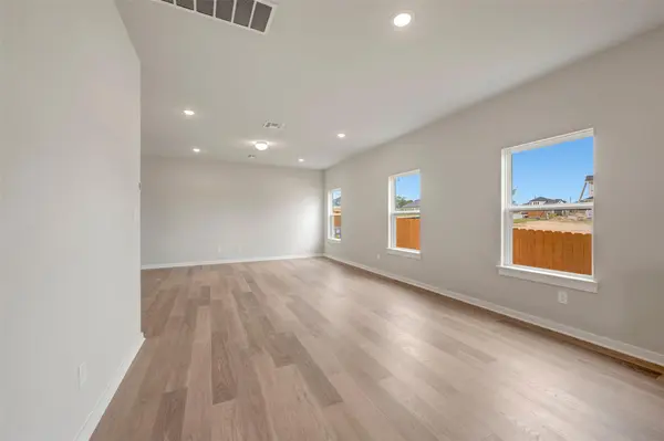 579 Bishop Wood RD, Dripping Springs, TX 78620