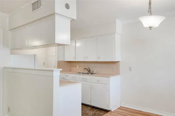 1511 Shoal Creek BLVD #F, Austin, TX 78701