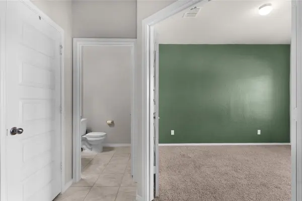 1027 Slight ST, New Braunfels, TX 78130