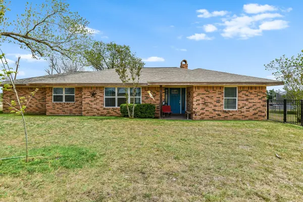 1601 CR 463 (and CR 465), Elgin, TX 78621