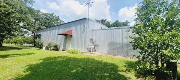 3321 County Road 457, Thorndale, TX 76577