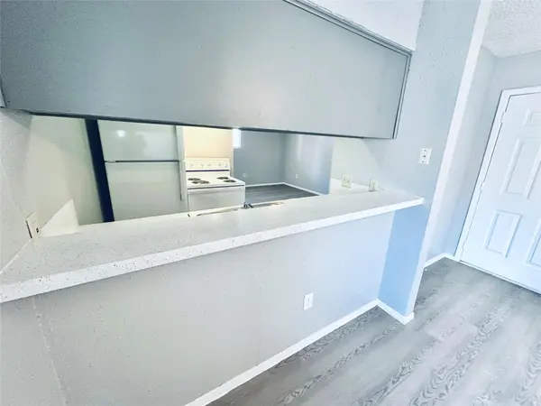 3702 S Second ST #103, Austin, TX 78704