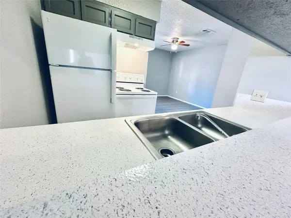 3702 S Second ST #103, Austin, TX 78704