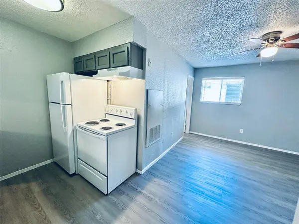 3702 S Second ST #103, Austin, TX 78704