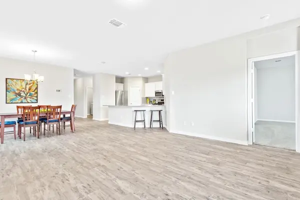 2072 Port Ellen DR, Round Rock, TX 78664