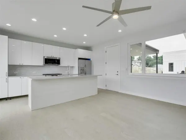 313 Blackson Ave #B, Austin, TX 78752