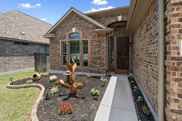 2204 Granite Hill DR, Leander, TX 78641