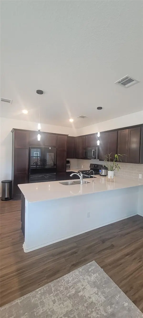 1509 Weatherford LN, Leander, TX 78641