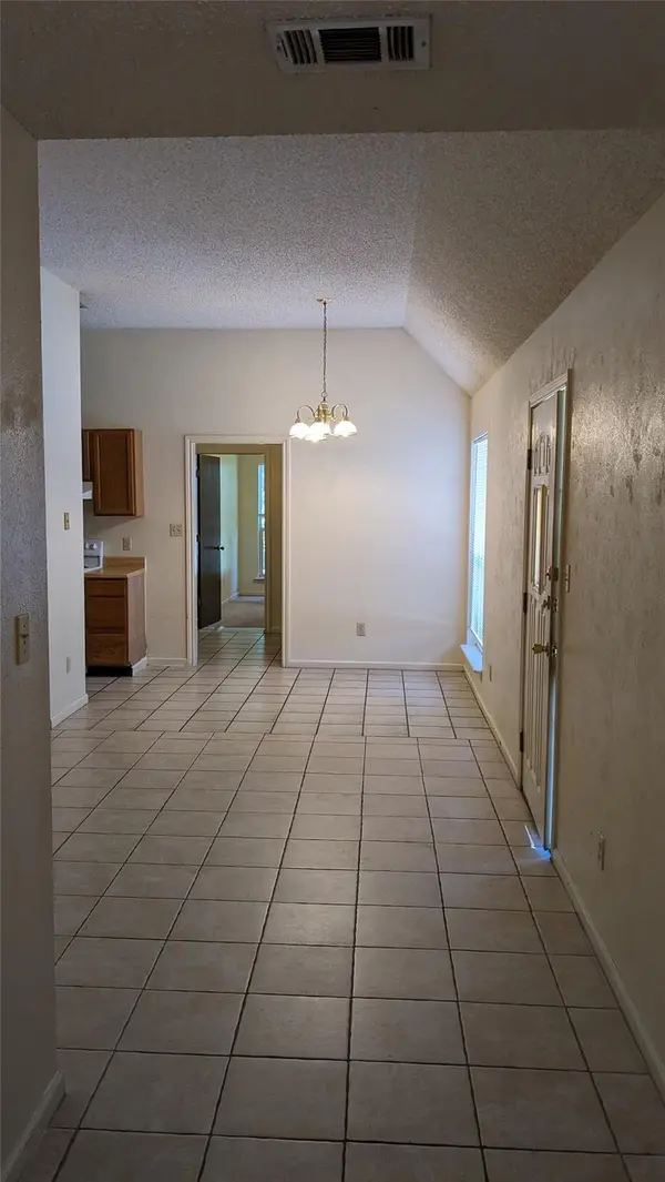 1300 N Bishop ST, San Marcos, TX 78666