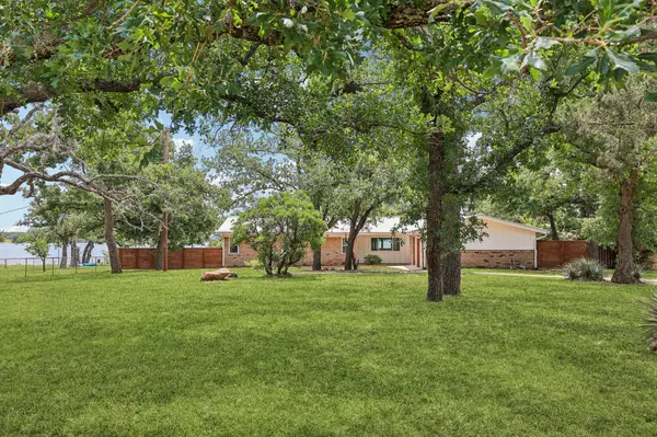 114 Agarita DR, Burnet, TX 78611
