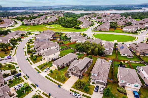 8008 Prairie Rye DR, Lago Vista, TX 78645
