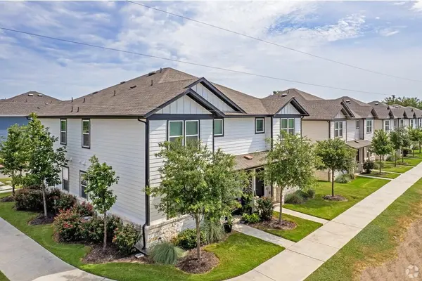 705 Horseshoe DR #1702, Leander, TX 78641