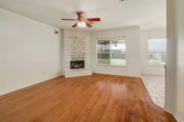 108 Prairie Springs CV, Georgetown, TX 78626